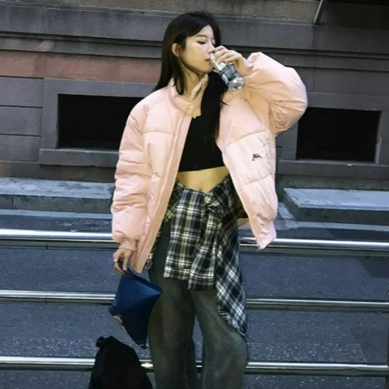 

Пальто с хлопковой подкладкой, женское зимнее новое пальто с воротником-стойкой в корейском стиле, свободная короткая пуховая верхняя одежда с хлопковой подкладкой, короткие студенческие парки