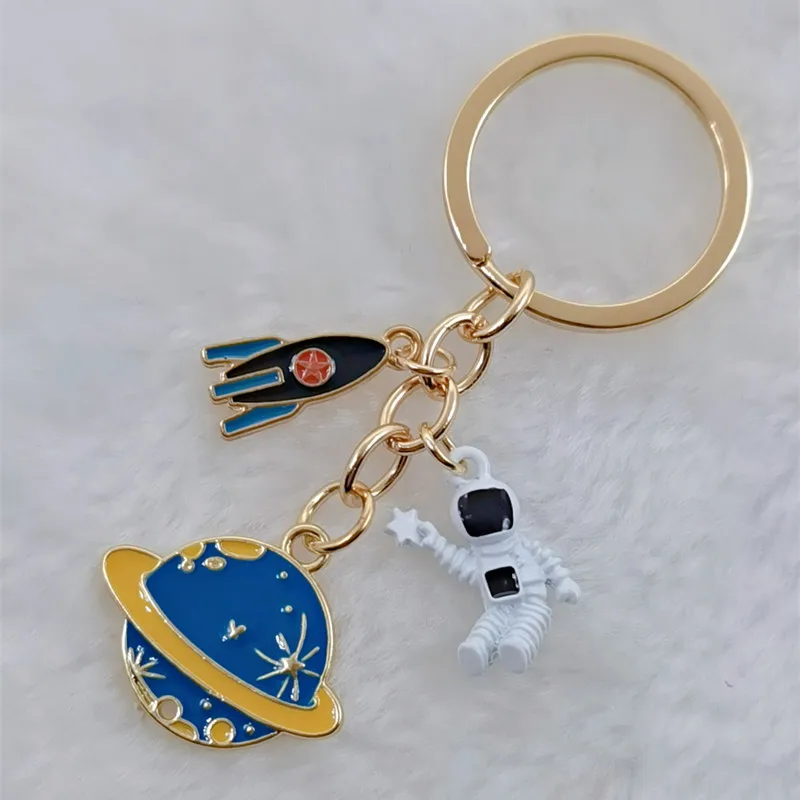 Gantungan Kunci Lucu Planet Rocket Astronaut Gantungan Kunci Spaceman Universe Gantungan Kunci Hadiah Impian untuk Wanita Pria DIY Perhiasan Buatan Tangan