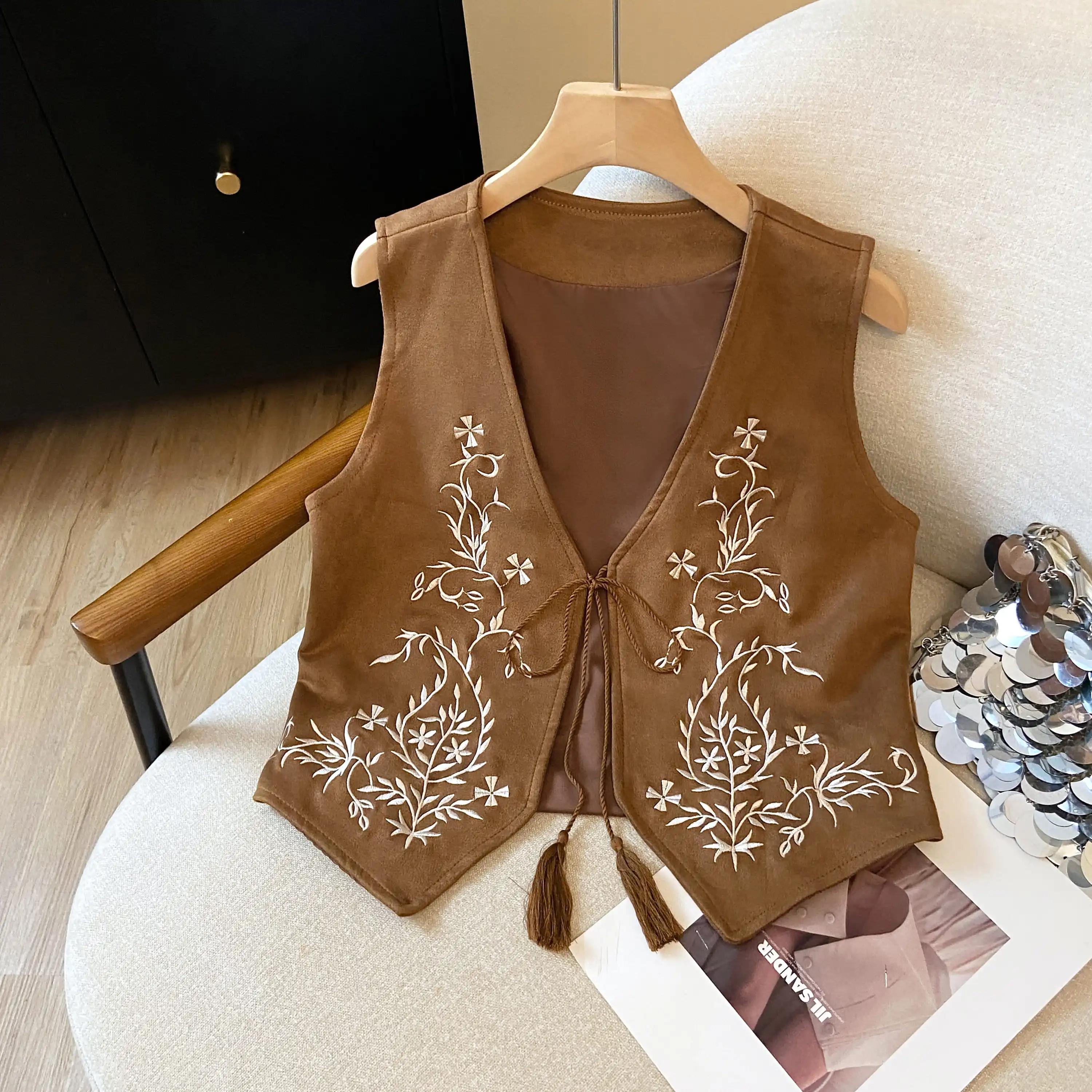 

Ретро-элегантный топ-жилет из бархата с вышивкой и поясом, свободного кроя, для женщин, утягивающий фигуру