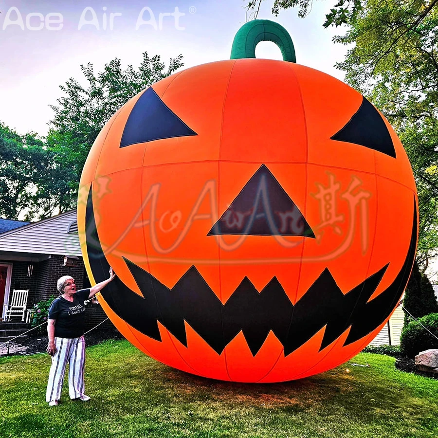 Ogromny dmuchany dyniowy balon z oświetleniem LED, model złej dyni, dekoracja ogrodowa na Halloween, straszny wystrój na sezon upiorów.