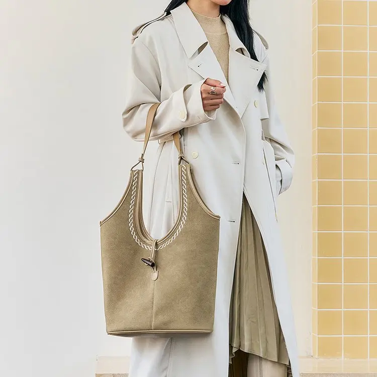 

New Tote Bag Women's Casual Shoulder Bag Versatile Commuter Armpit Bag