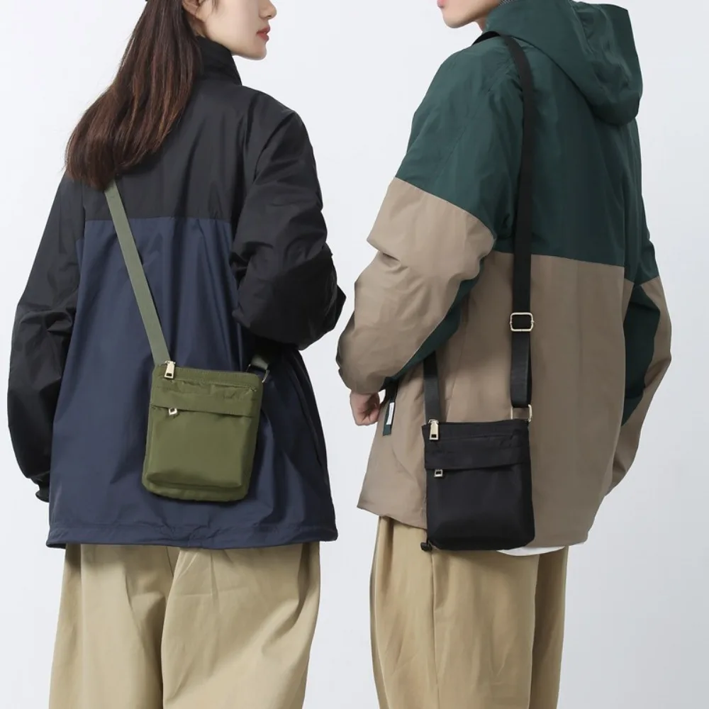 Multifunctional Crossbody Phone Pouch Korean Style Street Style Nylon Shoulder Bag Handheld Solid Color Men Square Bag Unisex