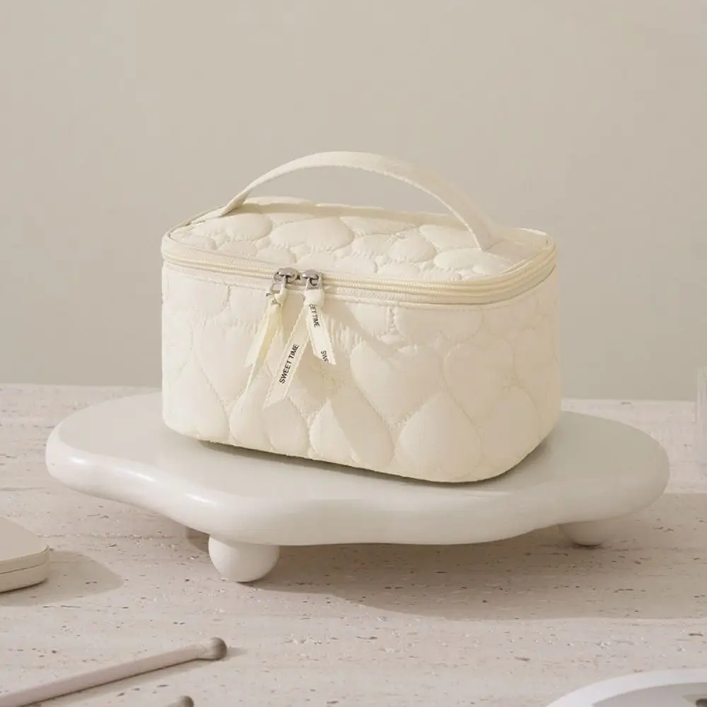 Large Capacity Women Makeup Bag Heart Print Waterproof Travel Washroom Bag Double Zipper Handheld Cosmetics Storage Bag Women