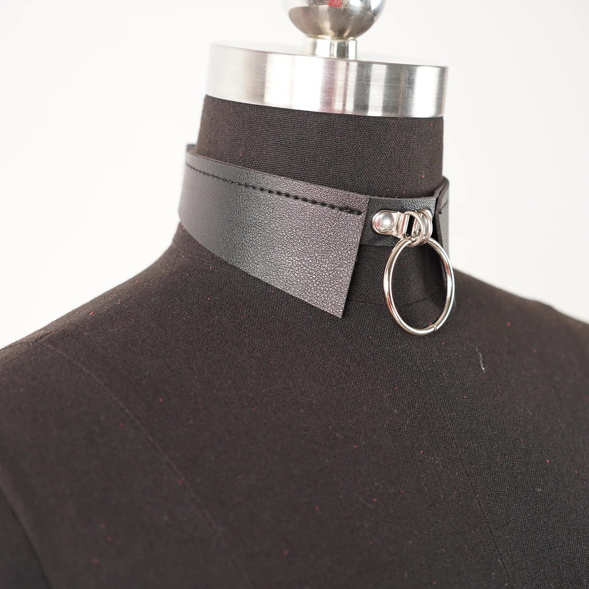 Leren brede chokerkraag met O-ring Modekettingen voor dagelijks gebruik Geschikt voor datingfeest, woon-werkverjaardagscadeau