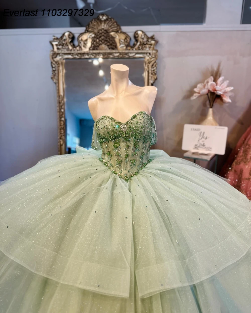 EVLAST personalizado verde salvia Vestido para quinceañeras Vestido De baile Apliques De encaje rebordear corsé escalonado dulce 16 Vestido De 15 Anos TQD987