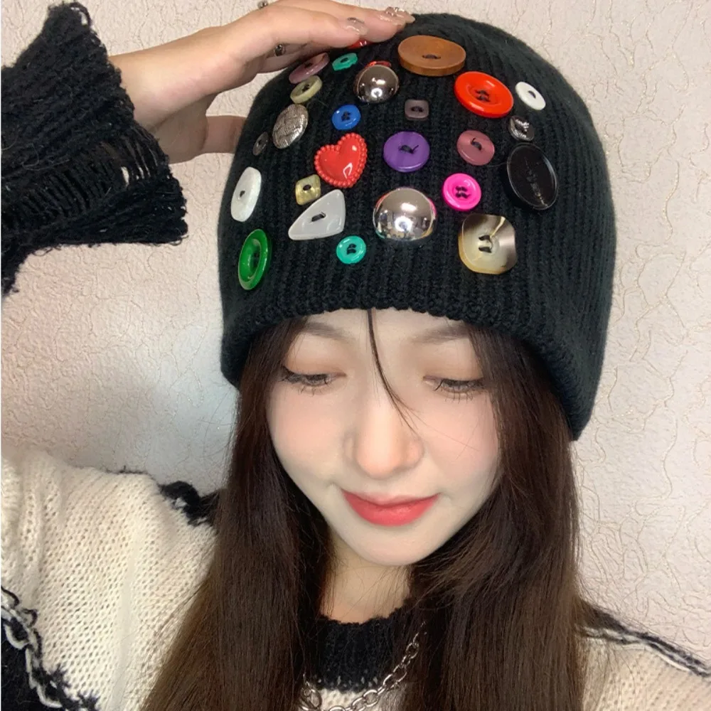 Fashion Colorful Button Beanie Hat Irregular Button-Decorated Elastic Knitted Hat Pullover Style Cuffed Personality Cold Cap