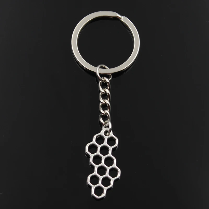 New Fashion Keychain 31x17mm Bee Honeycomb Honey Beehive Pendants DIY Men Silver Color Car Key Chain Ring Holder Souvenir Gift