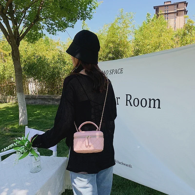 Solid Flap Pocket Interior Compartment Shoulder Bags Fashion New Bags for Women Interior Zipper Pocket Pu Women\'s Handbags