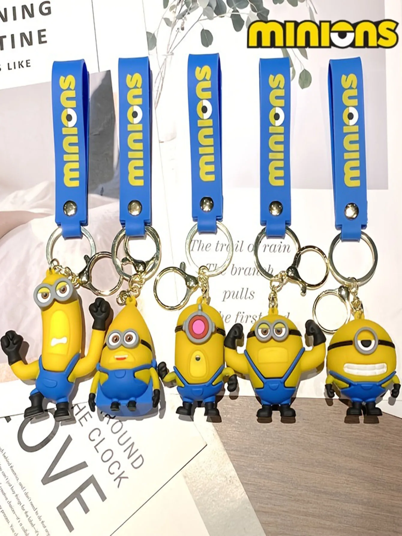 1Pc Minions Anime Merchandise Gift Keychain Pendant, High Aesthetic Creative Metal Pendant, Suitable for Hanging on Keys, School Stationery, Bags, and Various Other Items, Can Be Used as a Gift for Friends, Family, and