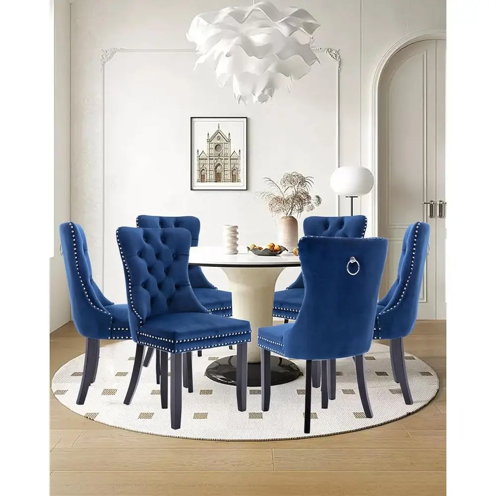 

Набор обеденных стульев с синей обивкой из 6 предметов, сиденьями с тафтинговыми сиденьями, отделкой в виде гвоздя и ножками из цельного дерева для домашнего или ресторана