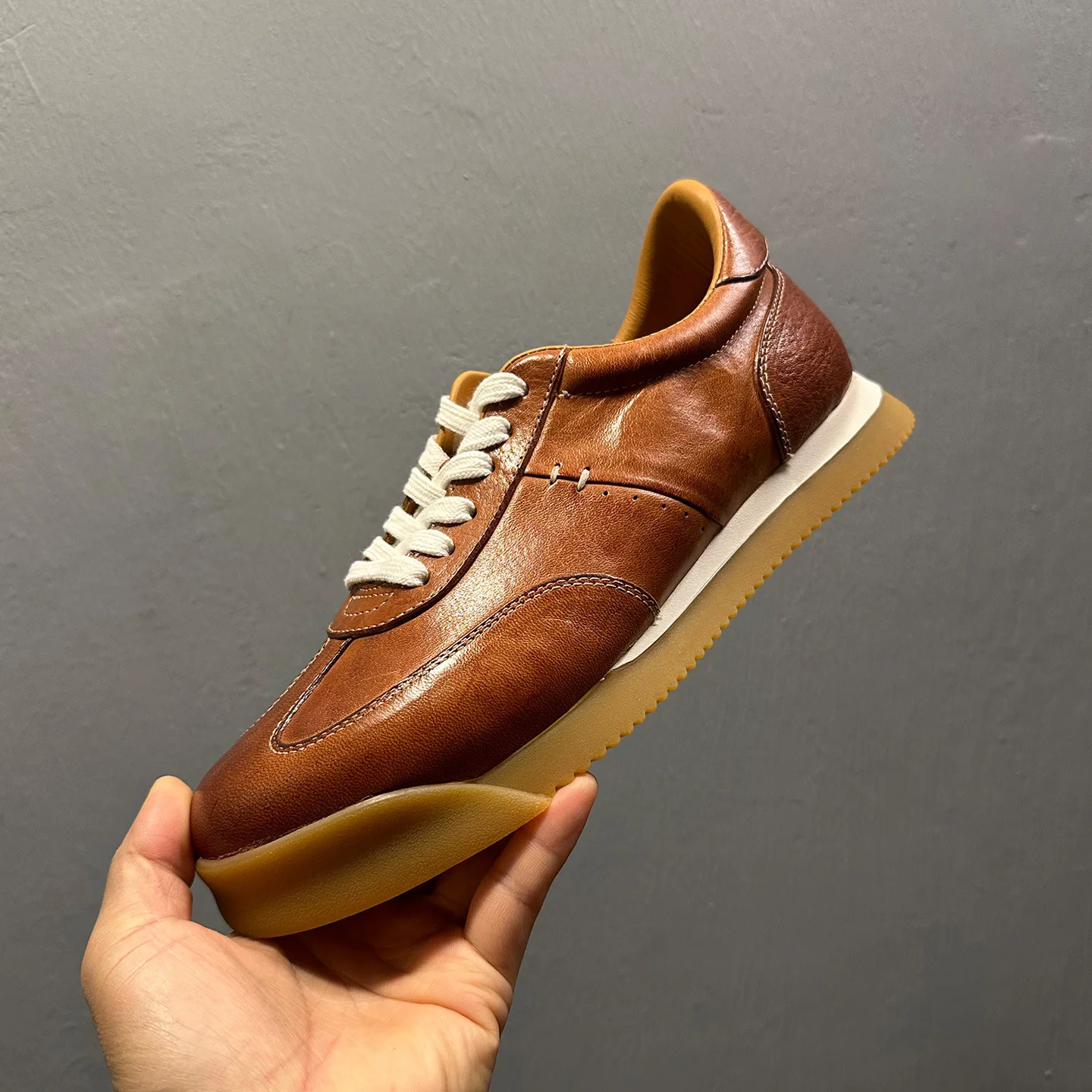 YETTIES Men's Autumn Winter Horsehide Leather German Trainers, Retro Lightweight Commuter Shoes, Comfortable Lace-Up Sneakers