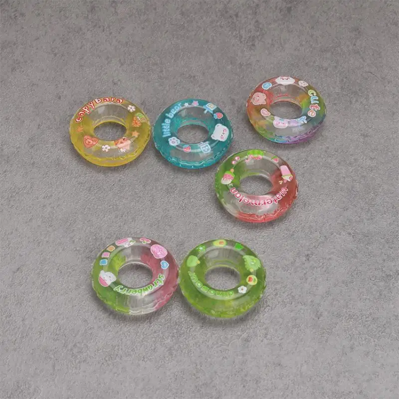 プレイシーンの装飾の4点セット、子供用樹脂製浮き輪おもちゃ、ミニドールハウスシミュレーション、人形のドレスアップアクセサリー