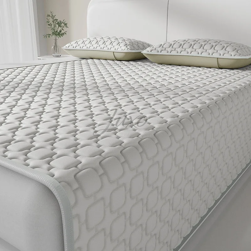 New Natural Latex Fill Cooling Mat for Bed Soft Thicken Summer Bed Pad Pillowcases Breathable Cool Feel Ice Silk Mattress Cover