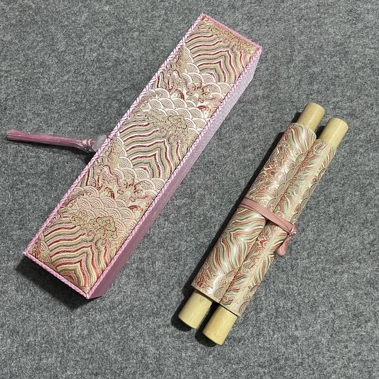 Scroll handwritten letter gift box, pink brocade box, tassel decoration, creative gift  for besties and classmates for student