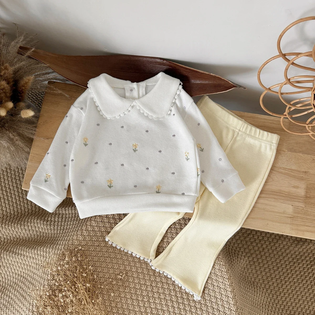 1-3 Years Toddler Girl 2Pcs Set Floral Embroidery Sweatshirt + Flare Pants Casual Daily Outfit for Baby Girls