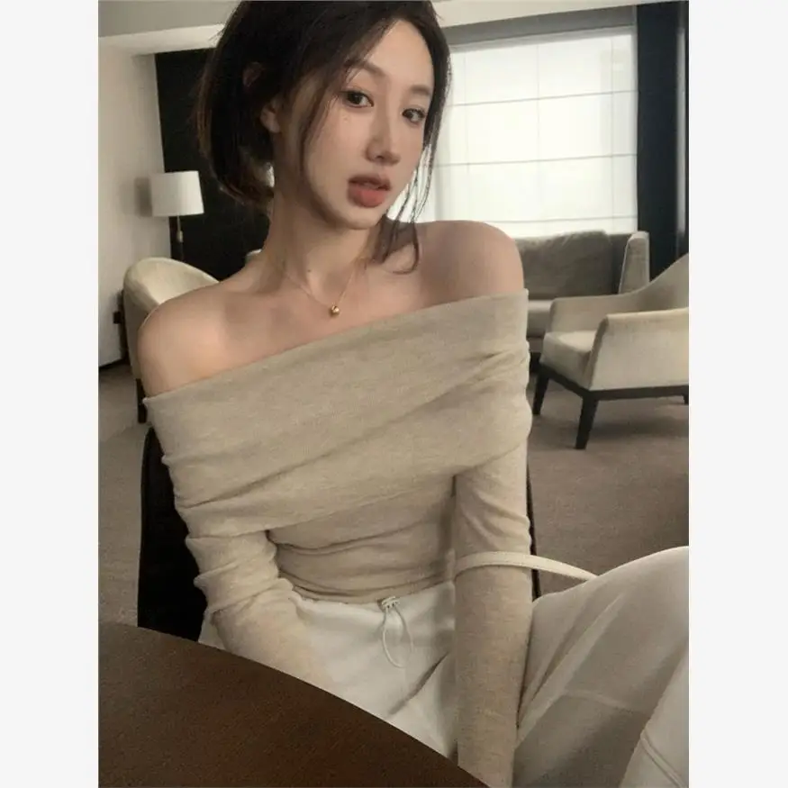 

Autumn Winter Women's Long Sve Knitted One-oulder Slim Fit Sexy Slimming Base Layer V-Ne Pullover Casual Top