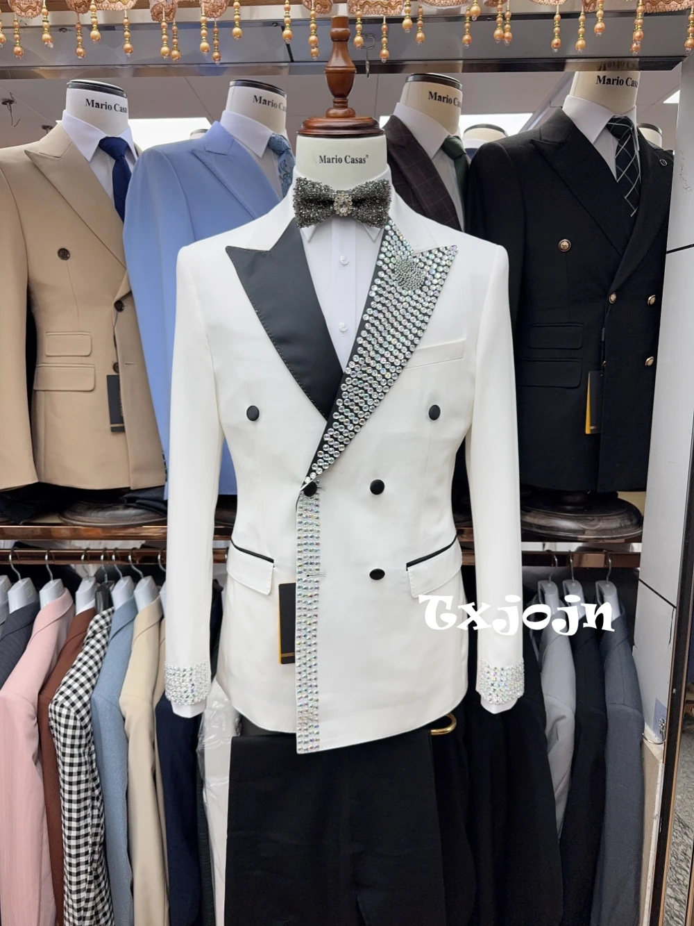 

Stylish Double Breasted Tuxedo For Wedding Groom Outfit Customized Peak Lapel Men's Suits 2 Pieces Piano Contest Performance