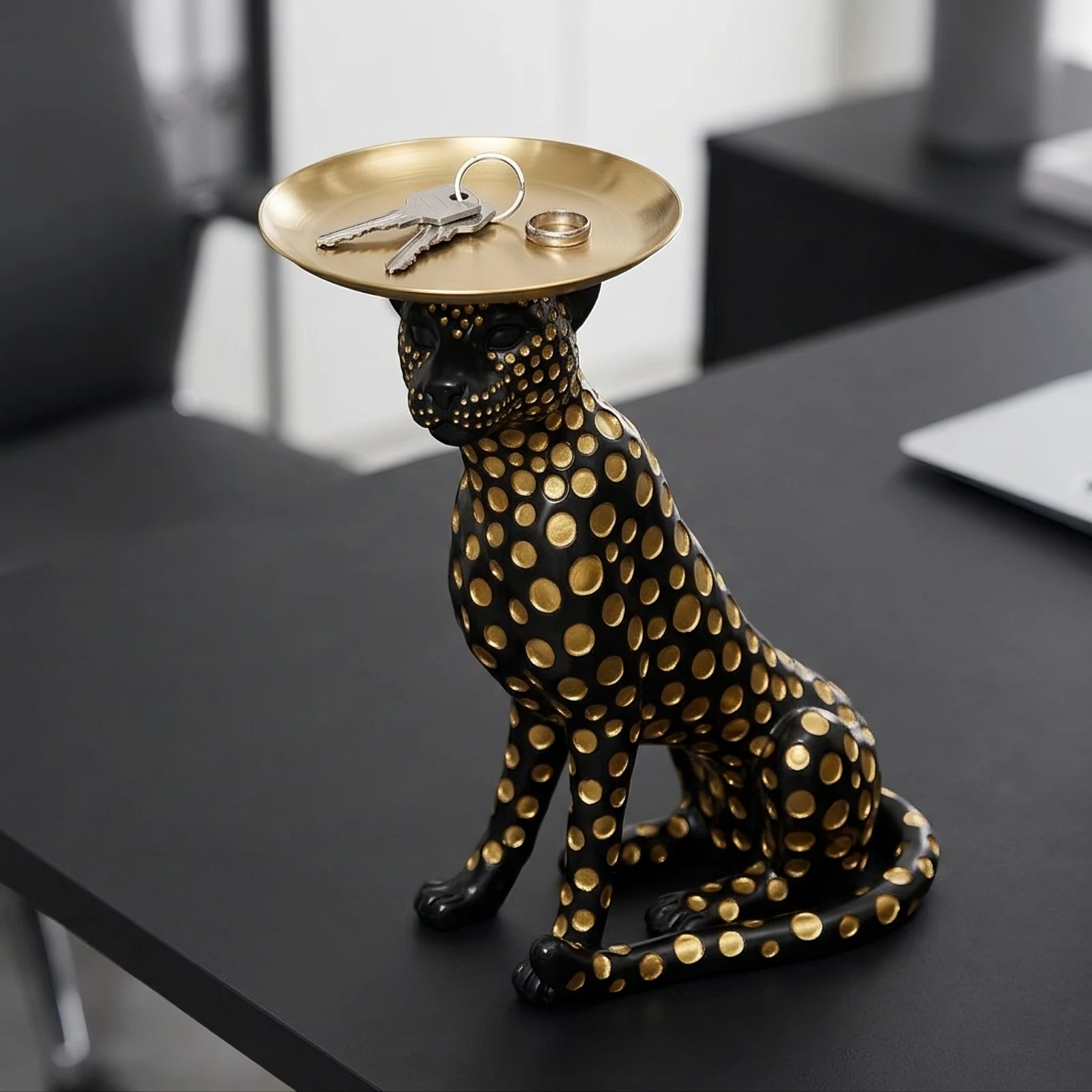 Leopard Statue Glossy Leopard Sculpture Cheetah Figurine Spotted Panther Sculpture Freestanding for Living Room, Tabletop