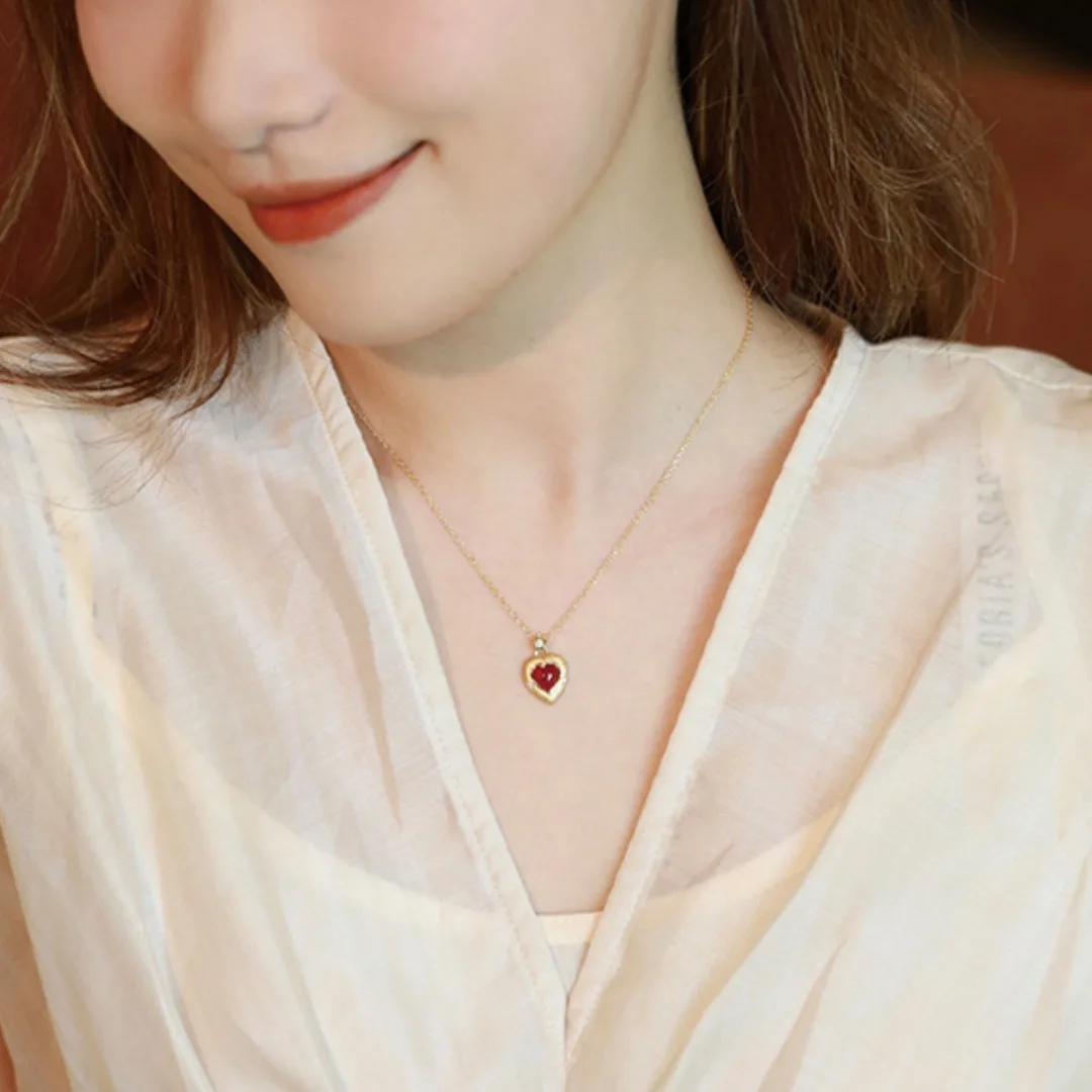Classic brushed heart-shaped red corundum necklace vintage design charm peach pendant collares chain wedding jewelry gift