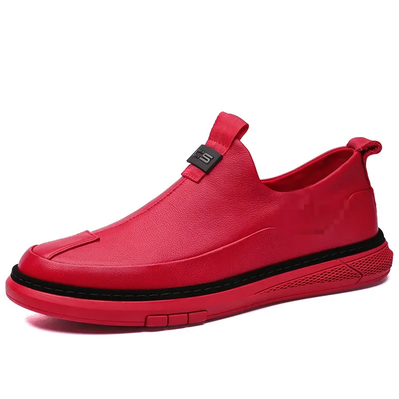 Sapato de couro genuíno masculino, sapato casual preguiçoso, calçado esportivo britânico da moda, antiderrapante vermelho, versátil, para primavera