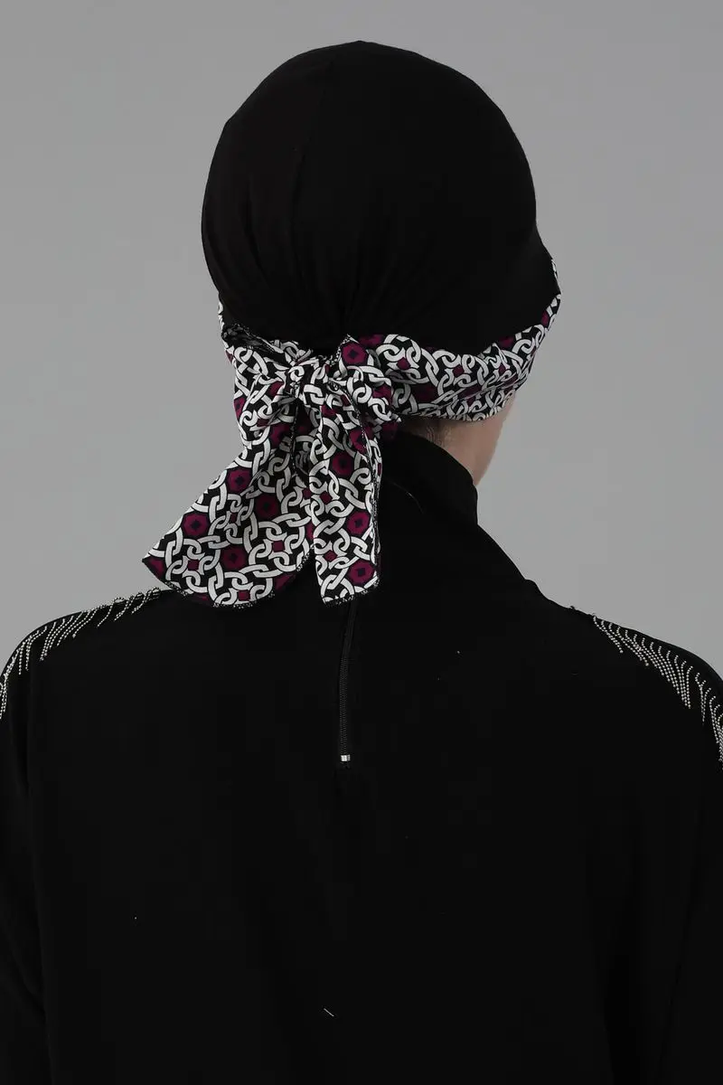 Com cinto penteado osso roxo