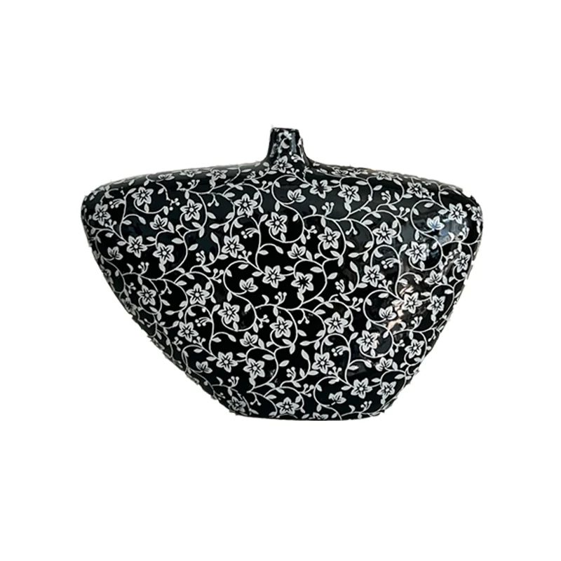 

Medieval French ceramic large vase Chinese flower utensils with dried branches, decorative ornaments in the model room of the ho