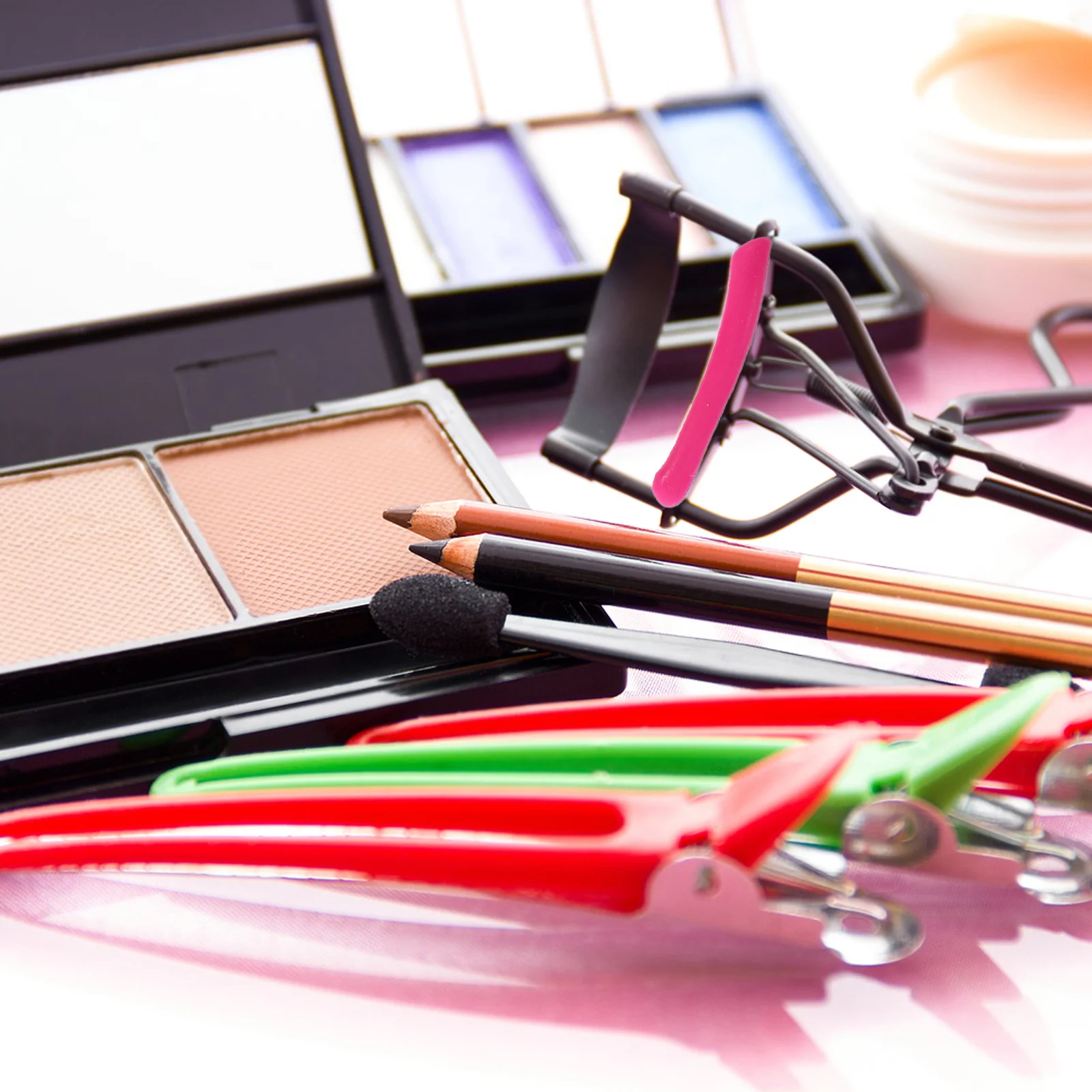 

30Pcs Eyelash Curler Pads Refill Universal Rubber Cushion Inserts Gentle on Lashes No Pinch Easy Install Lash Curler Replacement