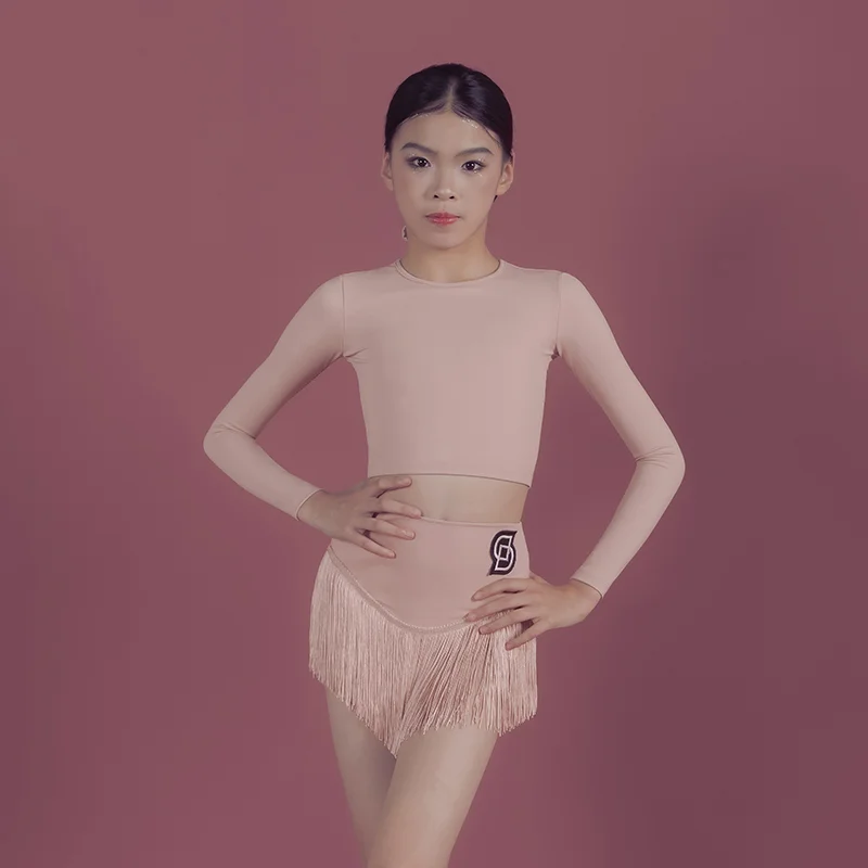 ชุดเดรสฝึกซ้อมเต้นลาตินคุณภาพสูงสำหรับเด็กผู้หญิง เสื้อแขนยาวประดับพู่ กระโปรงทรงเข้ารูป ชุดเต้นรำ