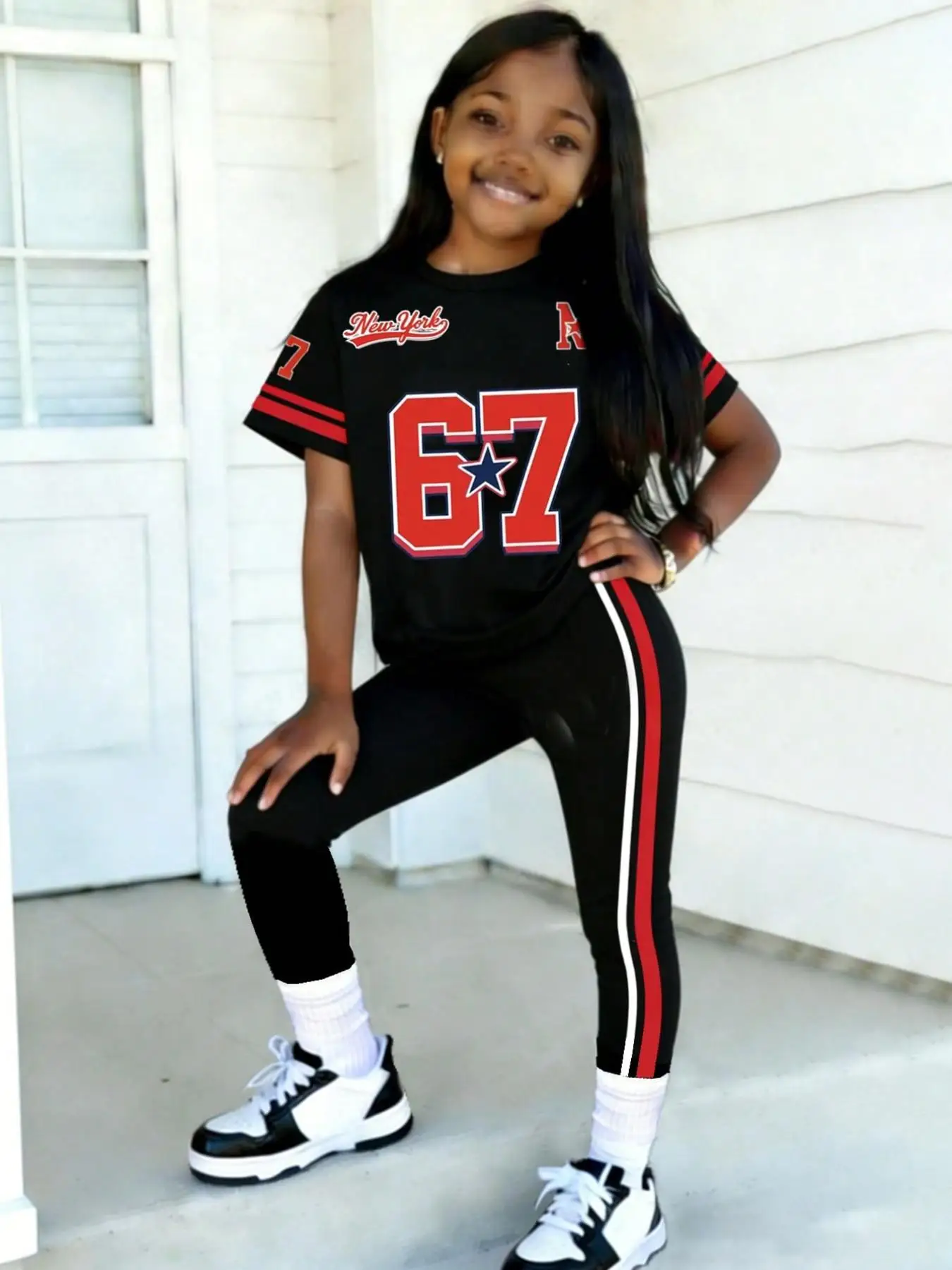 Sommer- und Herbst-Freizeitoutfit für Mädchen, rotes Sport-Set für Kinder mit 67-Buchstaben-Musterdruck, normales Kurzarm-Oberteil + lange Leggings, zweiteiliges Set, geeignet für Mädchen im Alter von 4-12 Jahren – Detail 4