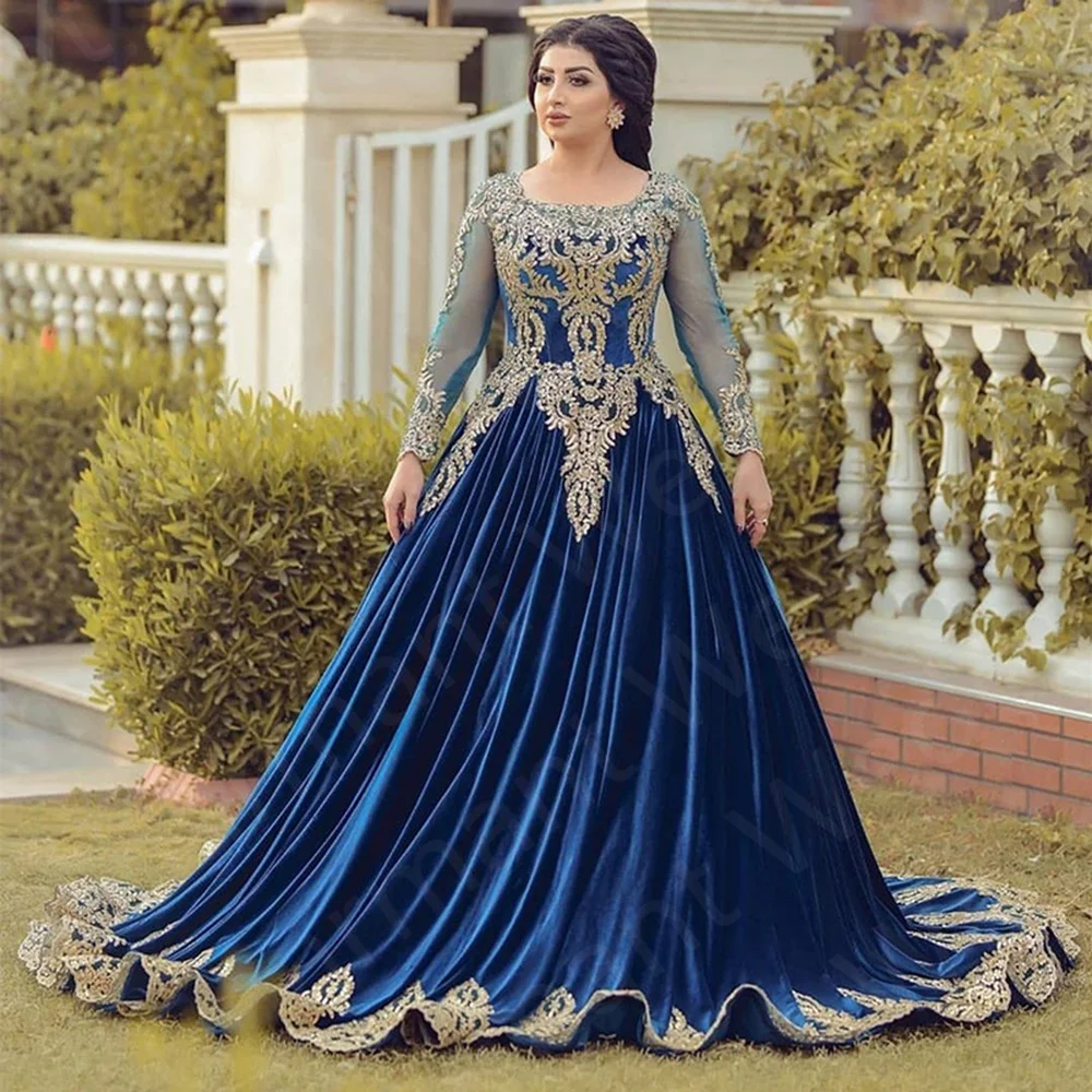 New Middle East Saudi Arabic Prom Gowns Modest Royal Blue Lace Evening Dress Long Sleeves Wedding Party  Square Neckline