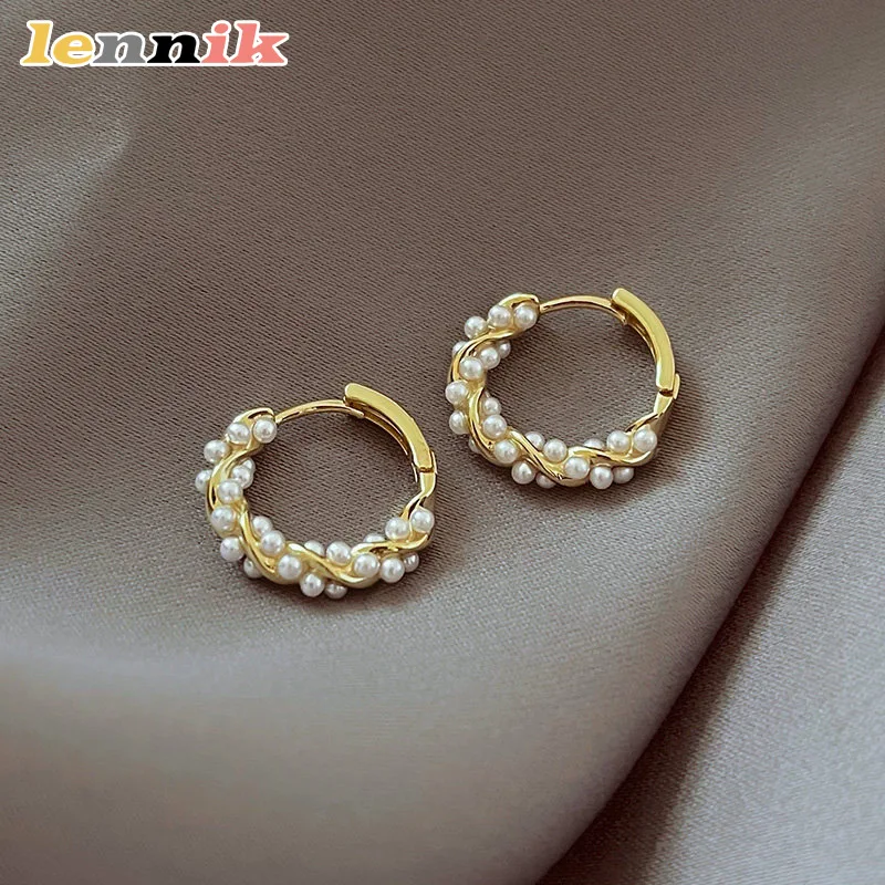 

LENNIK Light Luxury Temperament Circle Pearl Women's Earrings Fashionable and Cool Style Personalized Ear Buckle Earrings