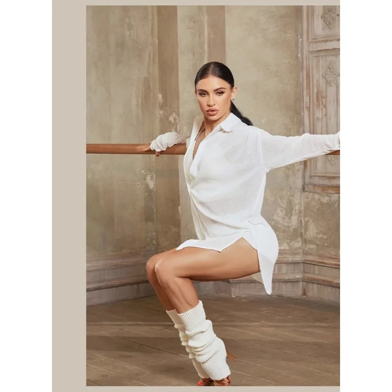 ZYM personalizado con un vestido para hacer que te parezca más delgado traje de entrenamiento de baile latino para adultos con un sentido de lujo femenino