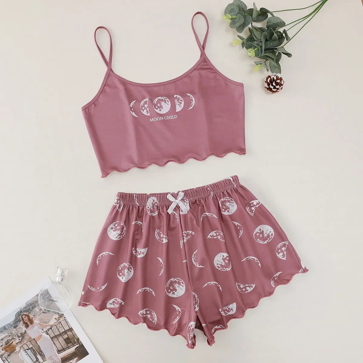 Summer Sleepwear Women Pajama Set Pink Black Moon and Planet Print Sports Camisole and Shorts Set Comfortable Casual Suit