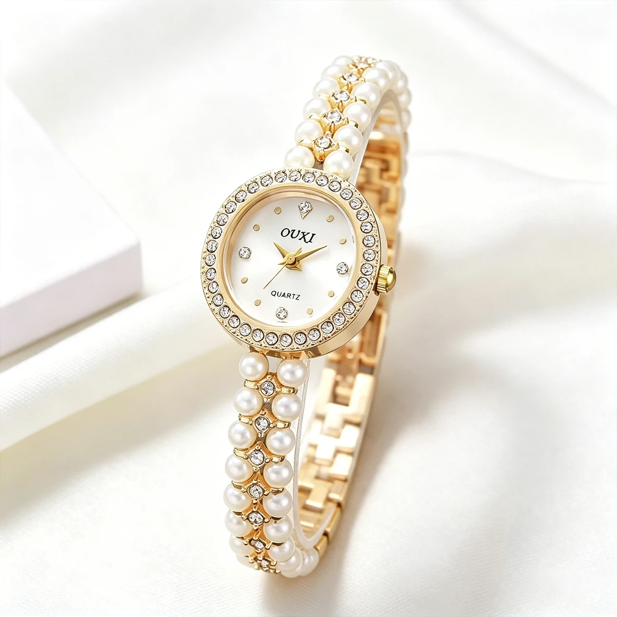 Fashion Rhinestone Small Dial Women Watches Ladies Imitation Pearls Strap Quartz Wristwatch Reloj Mujer（Without Box）