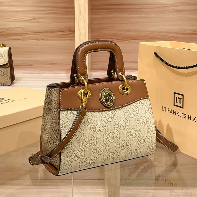 Light luxury brand women's retro handbag 2024 new autumn and winter designer high-end texture crossbody shoulder bag