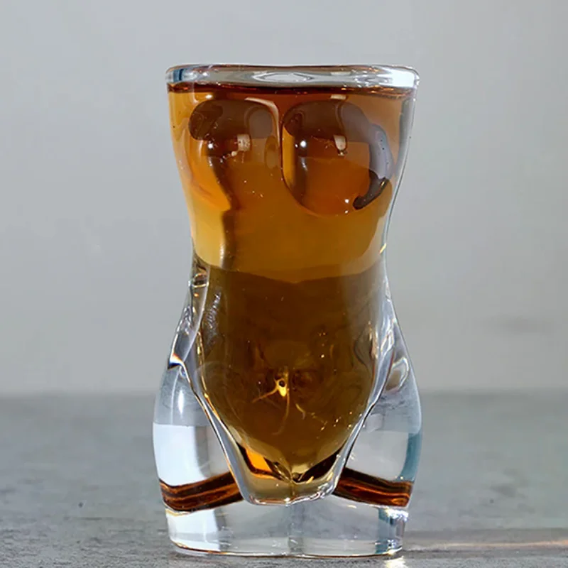 

1PC Novelty Body Shaped Glass Beer Cup, Transparent Drinkware for Cocktails and Juices, Funny Wine Glass, Bar and Cafe