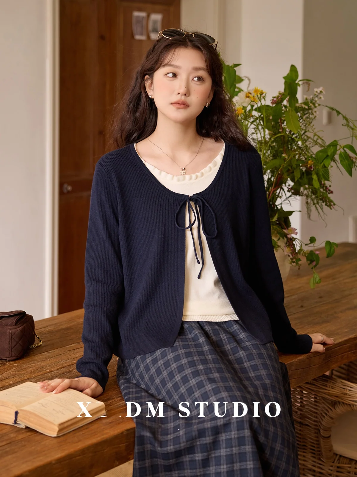 

Художественный винтажный женский трикотаж большого размера, приятный к телу, с лоскутным узором, с поясом, осенняя новинка, с рукавами до плеч, круглый вырез