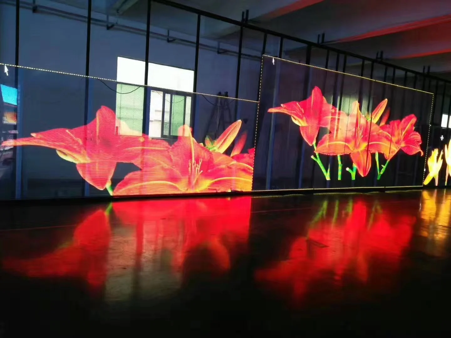 

Transparent Oled Screen Adhesive High TransparencyTransparent Film Screen on Glass for Retail Stores