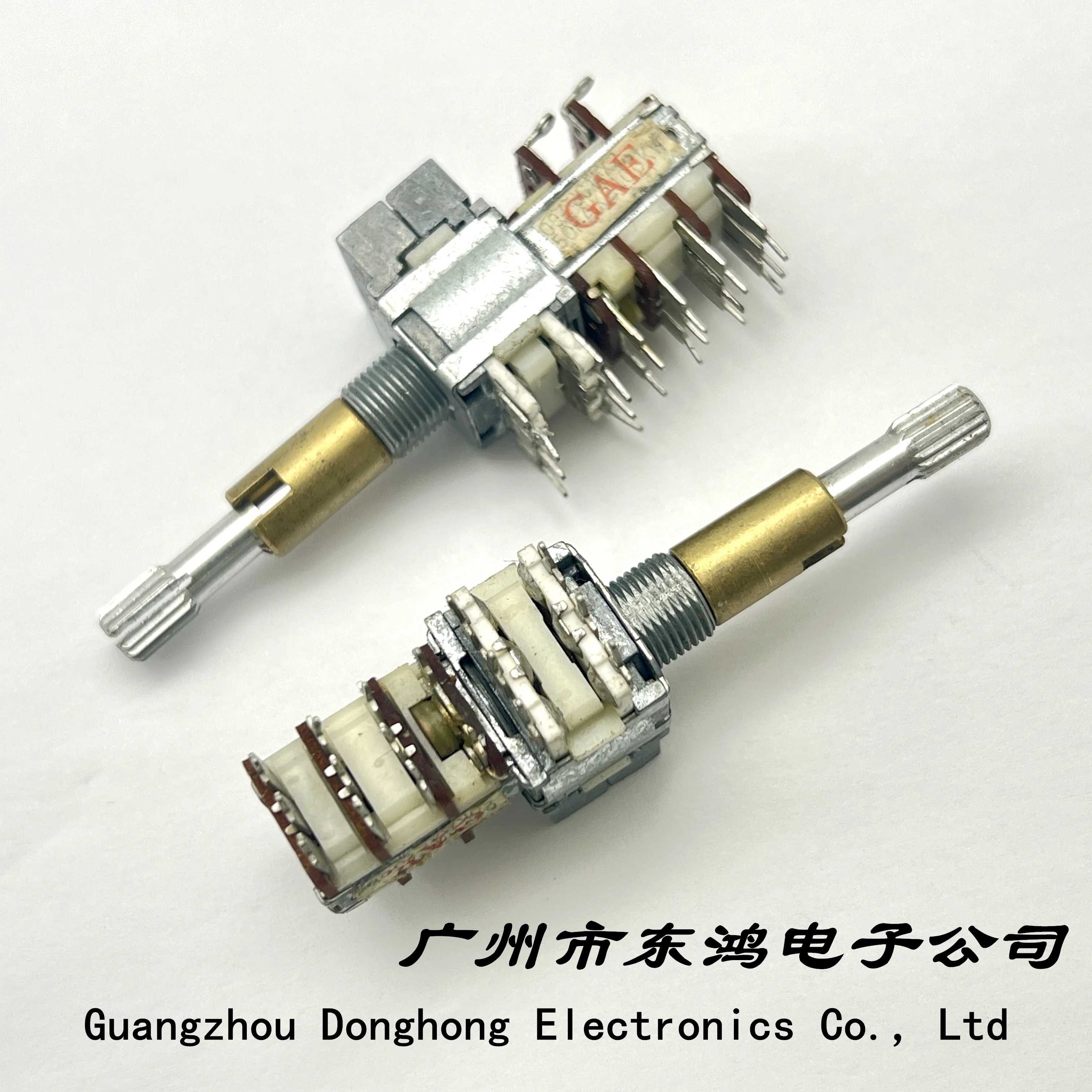 1 piece of Korean precision double adjustable potentiometer with rotary switch, self bouncing A50KX2 W100K shaft length 37mm