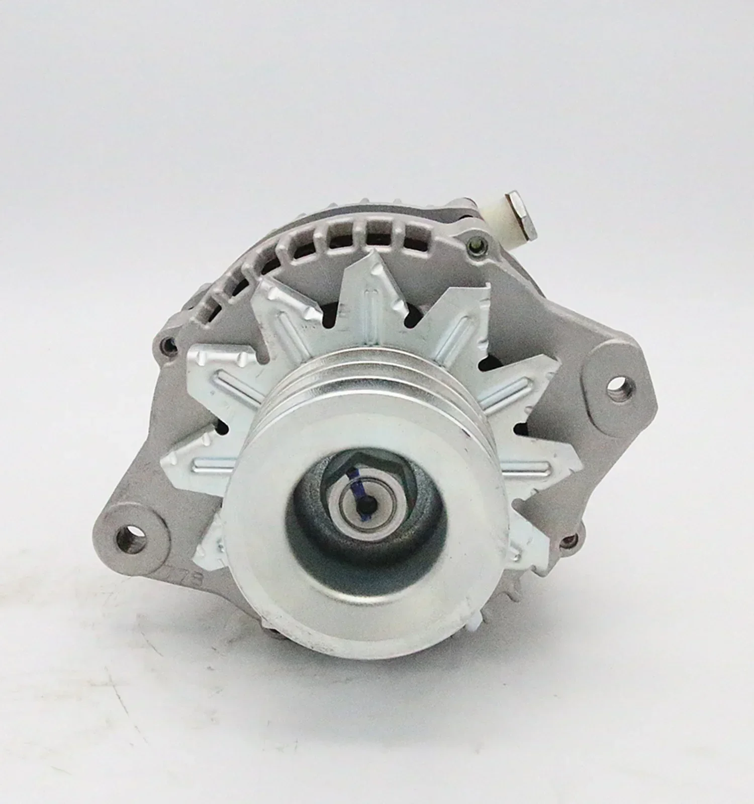 

2025 Genuine Original Diesel Engine Spare Parts 4HK1 4HF1 4HG1 8-97351574-0 8973515740 Alternator Generator Assembly