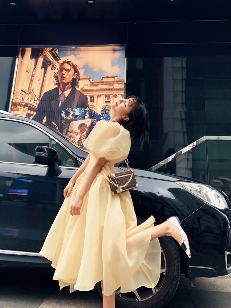 robe-a-manches-bouffantes-douce-et-feerique-design-«-premier-amour-»-en-fibre-de-polyester-col-rond-manches-courtes-ideale-pour-l'ete