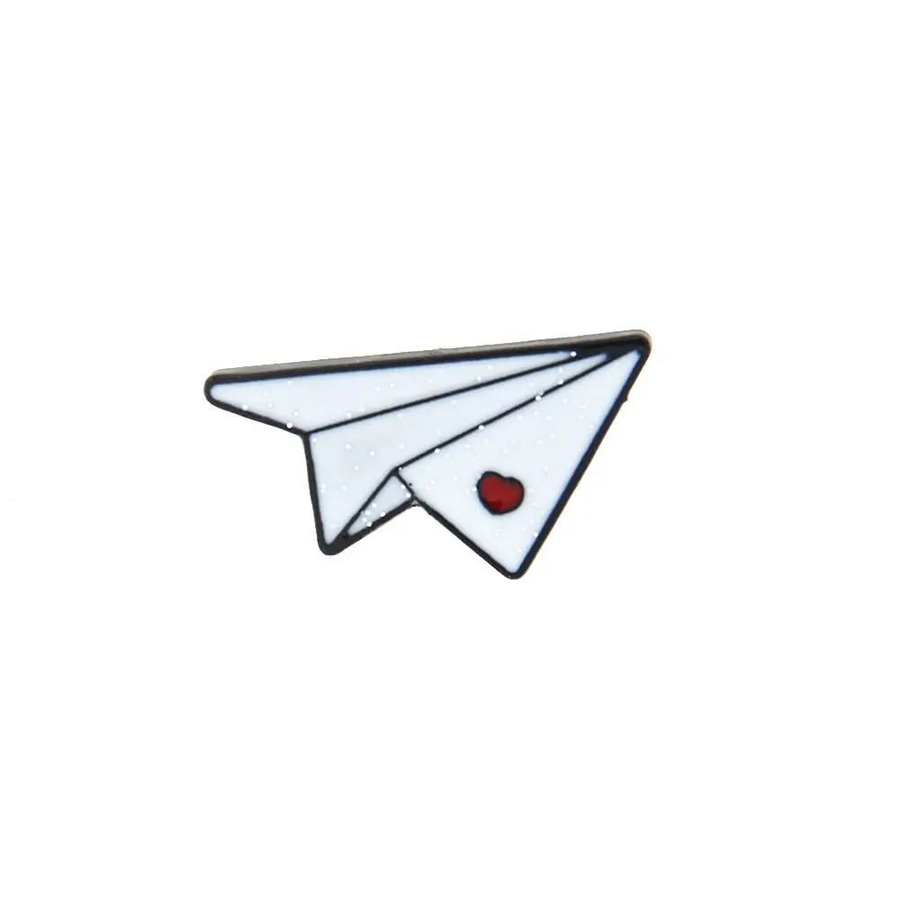 Cartoon Love Heart Paper Plane Enamel Pins Dripping Oil Alloy Boat Lapel Pin Party