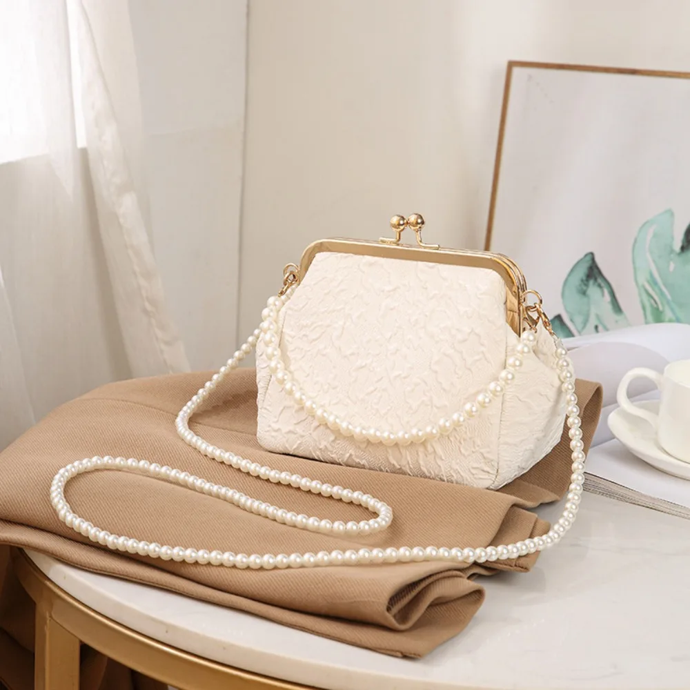 

Cloth Kiss Lock Shoulder Bag Large Capacity Pearl Chain Chinese Style Crossbody Bag Solid Color Handheld Vintage Women's Handbag