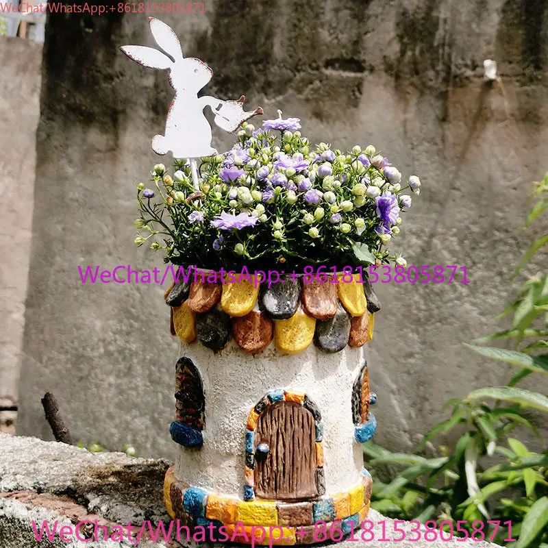 Outdoor courtyard garden decorative ornaments resin house flower pot succulent balcony leisure
