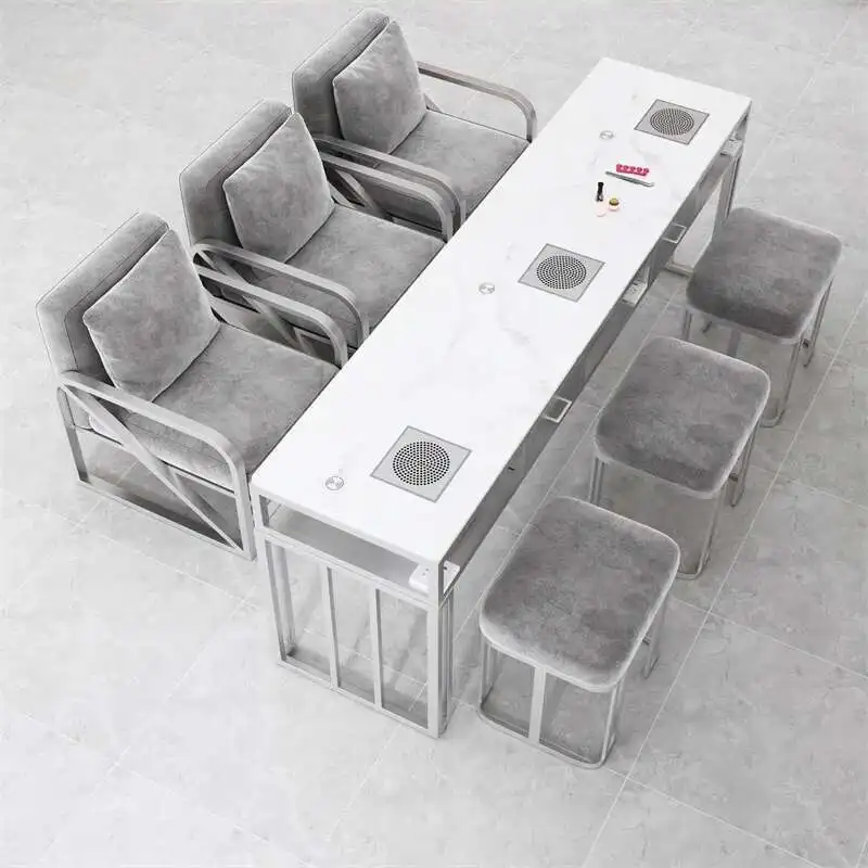 Рисунок 3 - Стол Nail Tech, принадлежности для стола