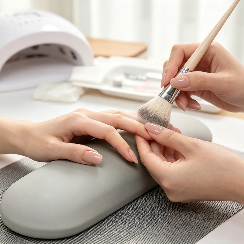 Manicure Hand Rest Cushion Set PU Leather Nail Arm Support Pillow Anti‑Slip Heat‑Resistant Desktop Mat for Salon & DIY Nail Art