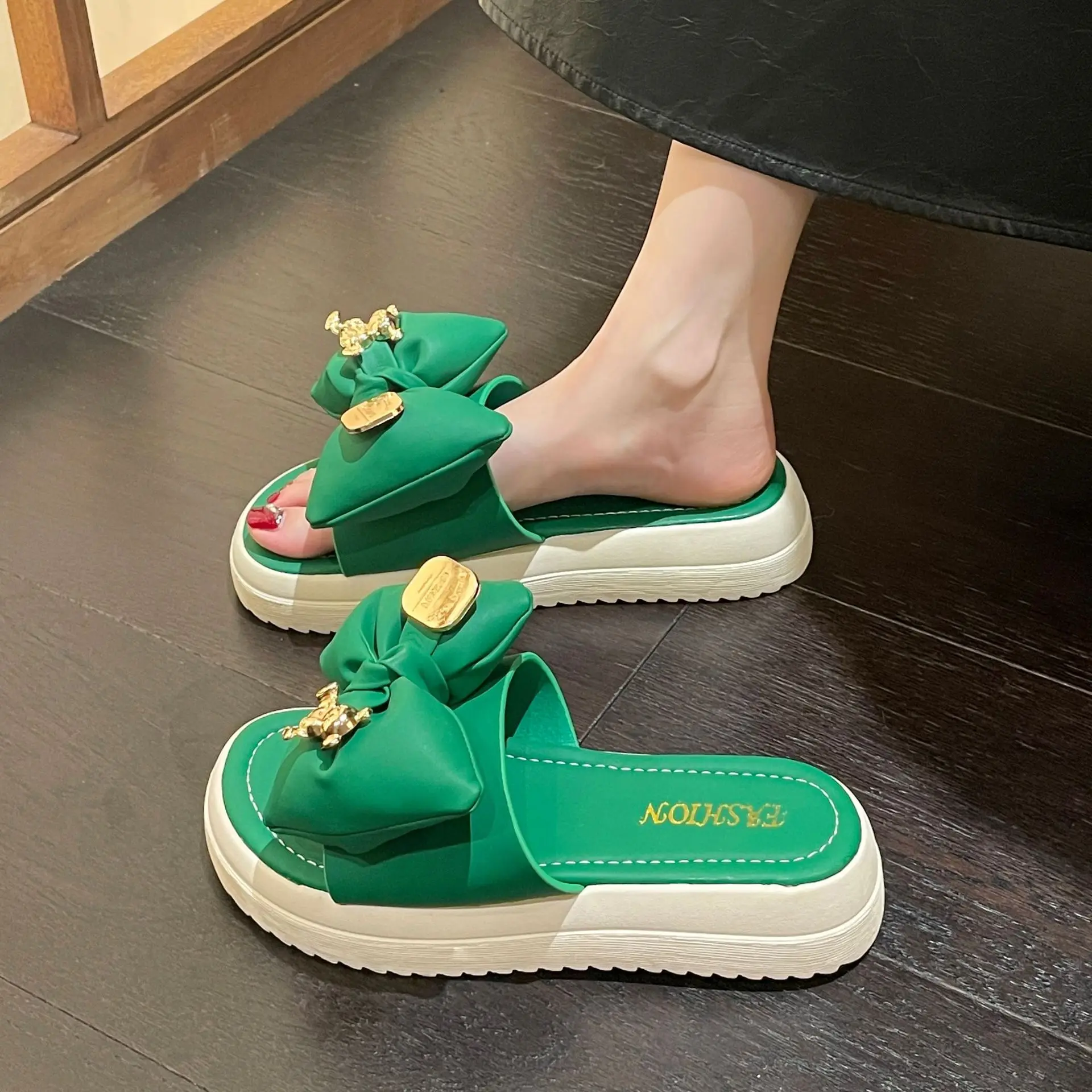 4cm Flat Heel Shoes Butterfly Metal Decor Slippers Women Flip Flop Green Color Sandals New Summer Slides Chanclas Mujer