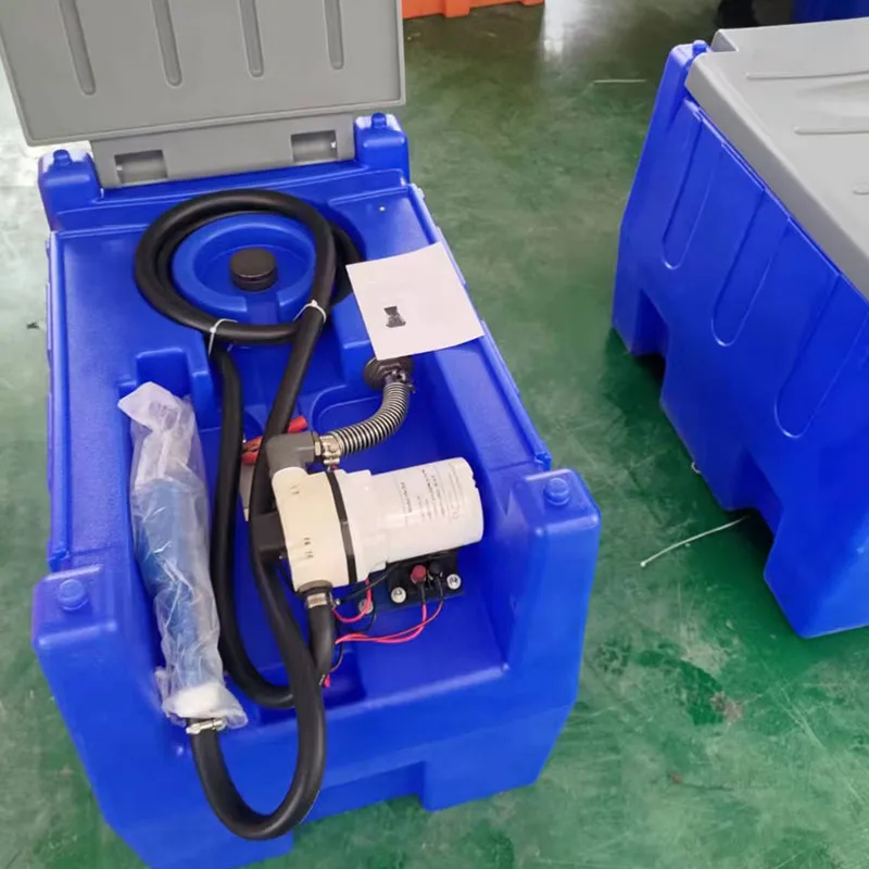 Elektryczny, mobilny, przenośny zbiornik na mocznik (AdBlue) o pojemności 220 litrów, 12V/24V, do tankowania na miejscu.