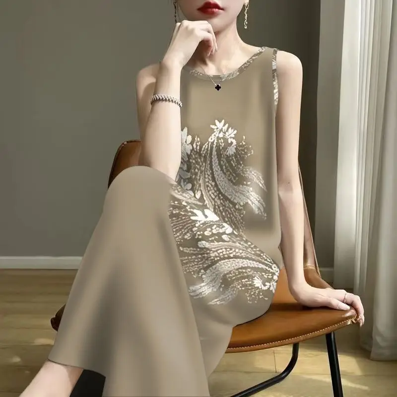 

Summer 2025 New Style Slimming Mommy Dress Vest Strapless Midi Dress Women's Print Casual round Neck A-Line Skirt Polyester F...