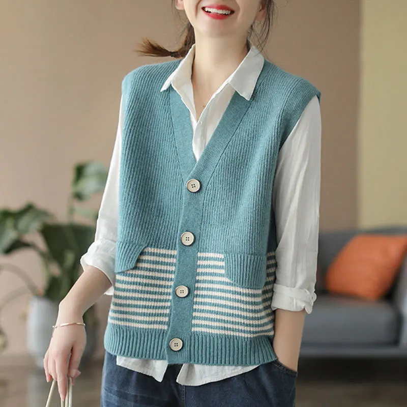 Korean Striped Knitted Sweater Vest Female Clothing Single-breasted 2023 Spring Autumn Casual Loose V-Neck Sleeveless Cardigan